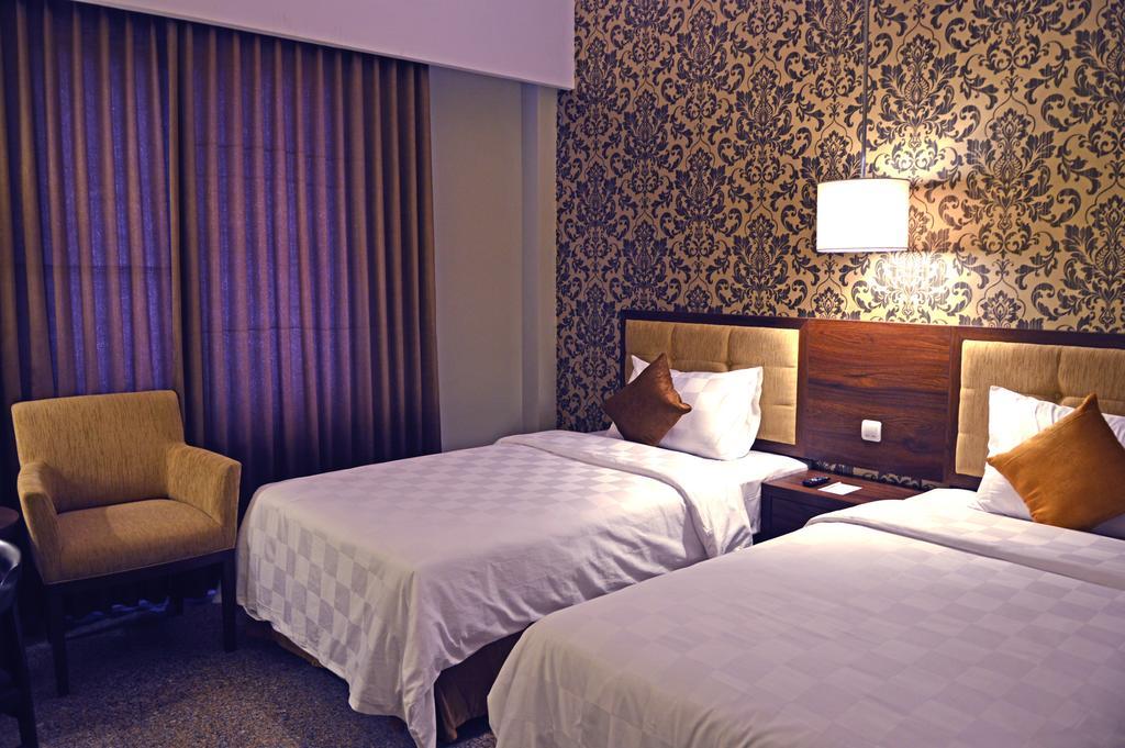 Hotel Safira Magelang Pokój zdjęcie
