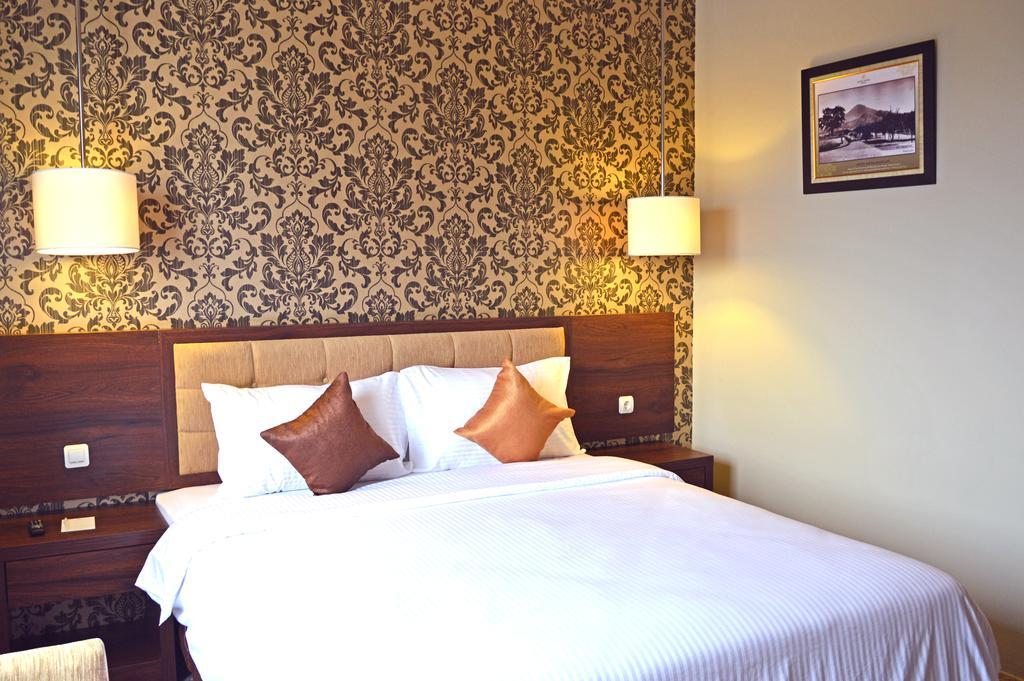 Hotel Safira Magelang Pokój zdjęcie
