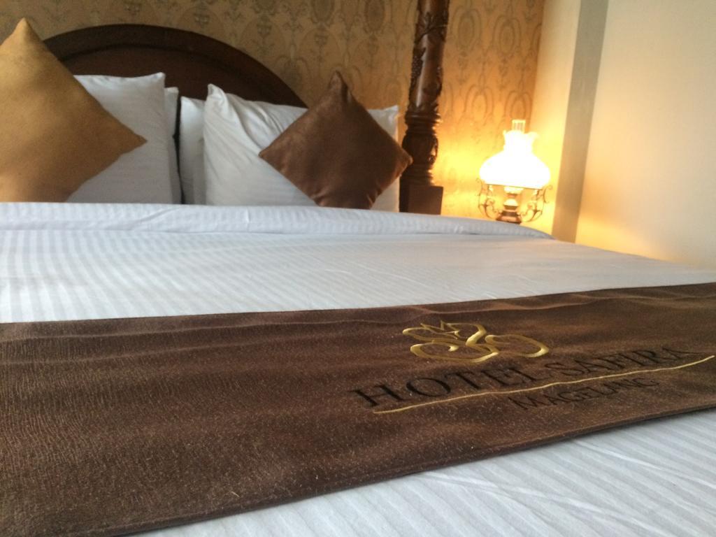 Hotel Safira Magelang Zewnętrze zdjęcie